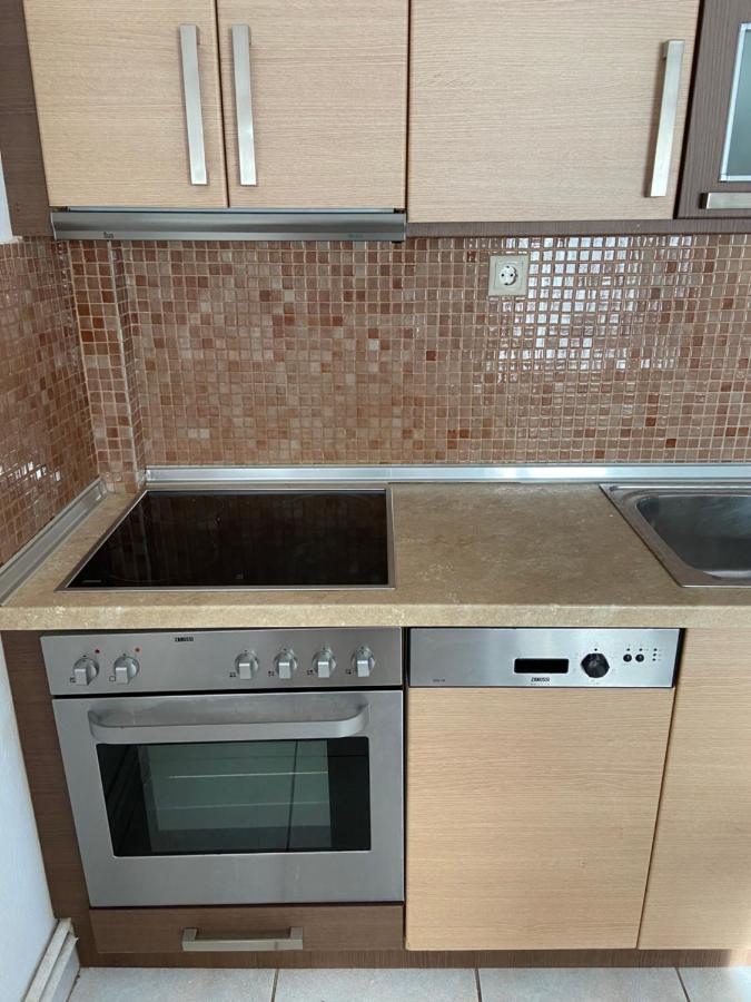 Efi'S House Apartment ฟิออยิตา ภายนอก รูปภาพ