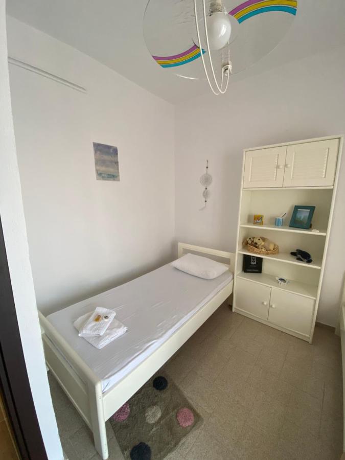 Efi'S House Apartment ฟิออยิตา ภายนอก รูปภาพ