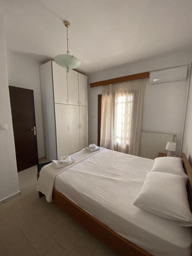 Efi'S House Apartment ฟิออยิตา ภายนอก รูปภาพ