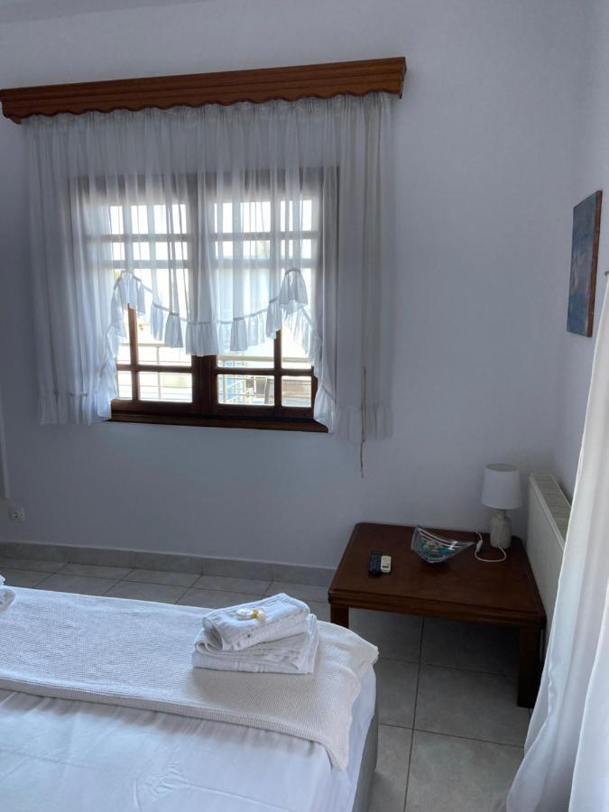 Efi'S House Apartment ฟิออยิตา ภายนอก รูปภาพ
