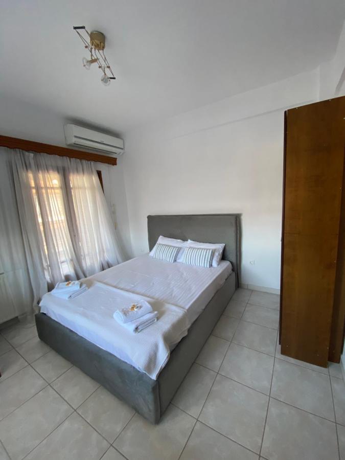 Efi'S House Apartment ฟิออยิตา ภายนอก รูปภาพ