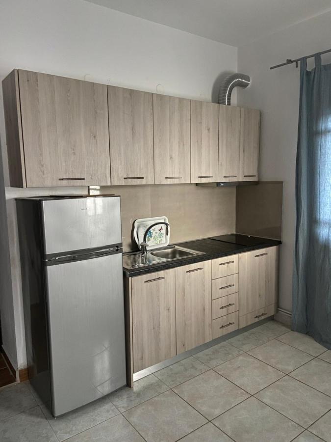 Efi'S House Apartment ฟิออยิตา ภายนอก รูปภาพ